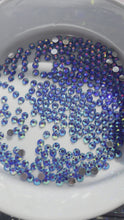 Cargar y reproducir el video en el visor de la galería, Resin Silver Base Sapphire AB
