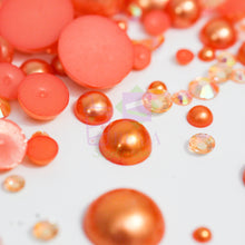 Cargar imagen en el visor de la galería, Pumpkin Pie Pearls and Rhinestones Mix
