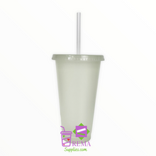 Cargar imagen en el visor de la galería, New 24oz Glow In The Dark Cold Cups
